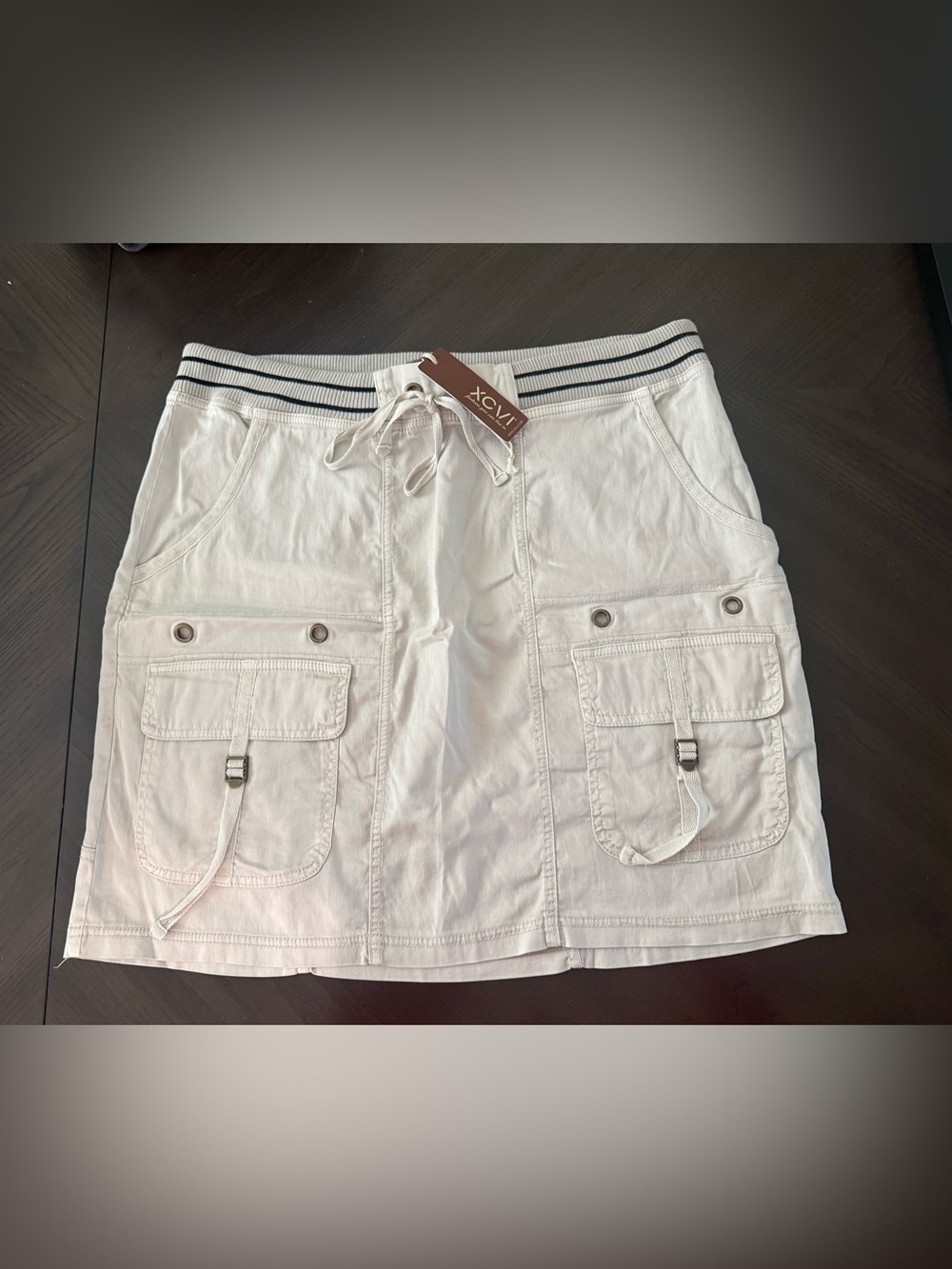 NWT XCVI light tan Cargo Pocket Cotton Skirt with Drawstring Waist. Size Medium
